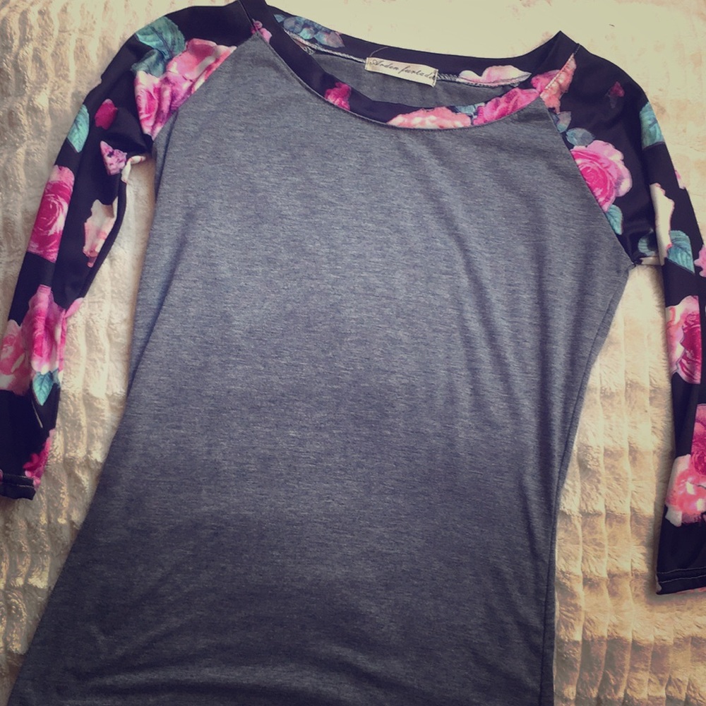 3/4 sleeve t-shirt